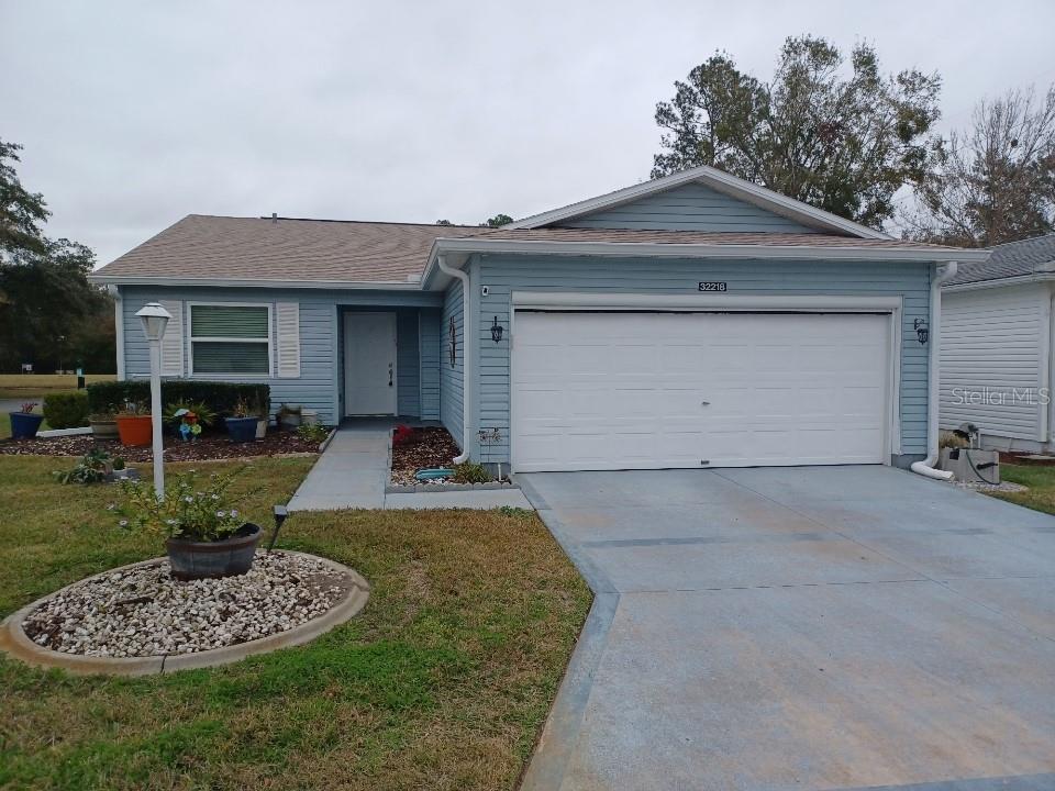 Picture of 32218 Sweet Briar Court, Leesburg, FL 34748