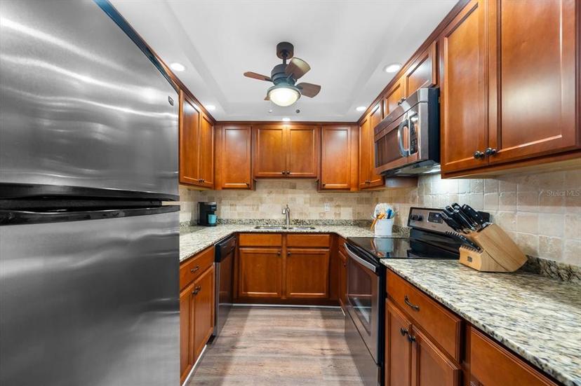 Picture of 5855 Midnight Pass Road Unit 311, Sarasota FL 34242
