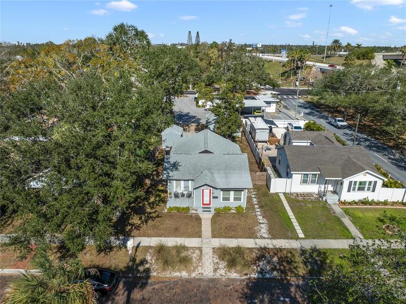 Picture of 2011 Dartmouth Avenue N, St Petersburg FL 33713