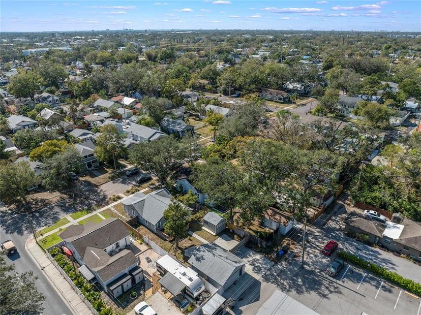 Picture of 2011 Dartmouth Avenue N, St Petersburg FL 33713