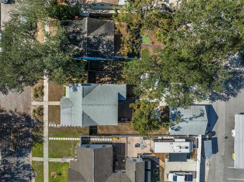 Picture of 2011 Dartmouth Avenue N, St Petersburg FL 33713