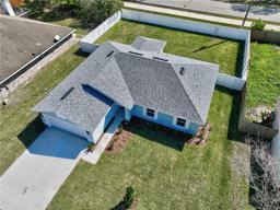 Picture of 61 Round Thorn Drive, Palm Coast, FL 32164