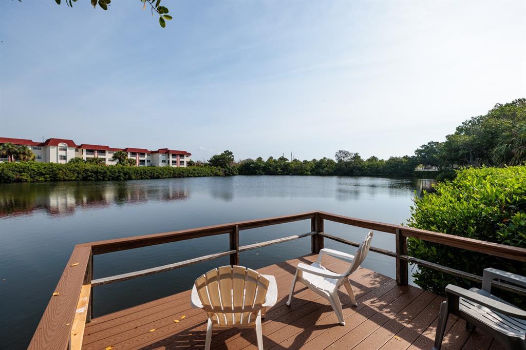 Picture of 4550 Overlook Drive Ne Unit 258, St Petersburg, FL 33703