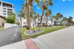 Picture of 4250 37Th Street S Unit 5, St Petersburg, FL 33711