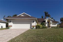 Picture of 5107 86Th Street Court W, Bradenton, FL 34210