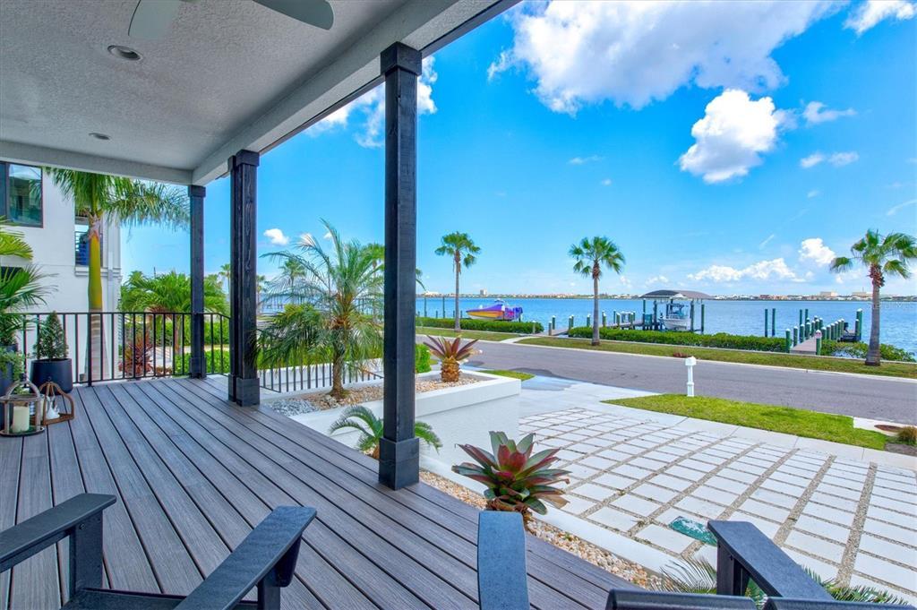 Picture of 1914 Riverside Drive E, Bradenton, FL 34208