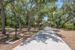 Picture of 7408 Oak Run Lane, Sarasota, FL 34243