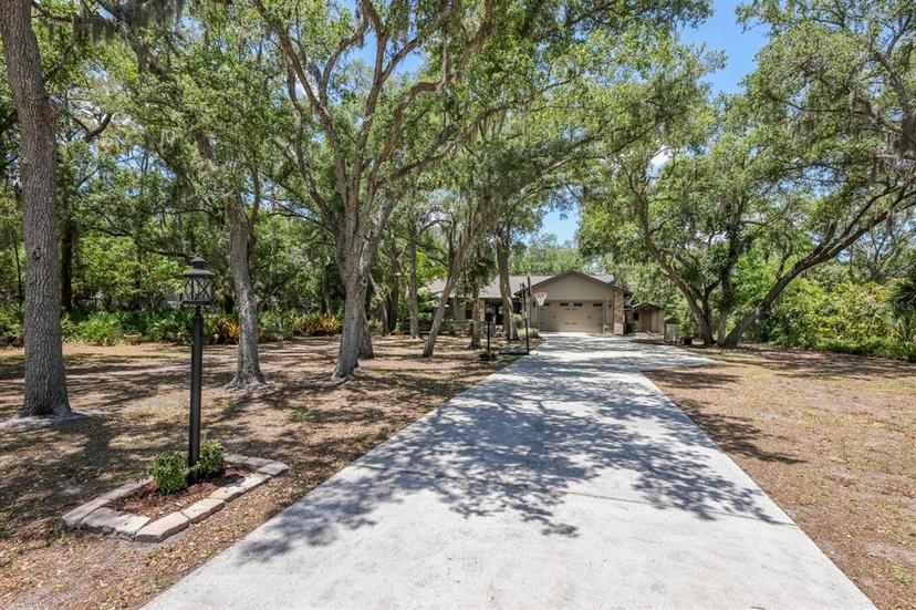 Picture of 7408 Oak Run Lane, Sarasota FL 34243