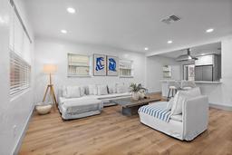 Picture of 2242 22Nd Avenue S, St Petersburg, FL 33712