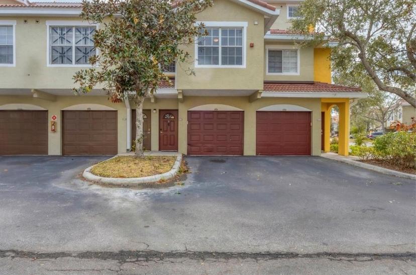 Picture of 5700 Bentgrass Drive Unit 16-211, Sarasota FL 34235
