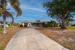 Picture of 450 Capri Isles Court, Punta Gorda, FL 33950