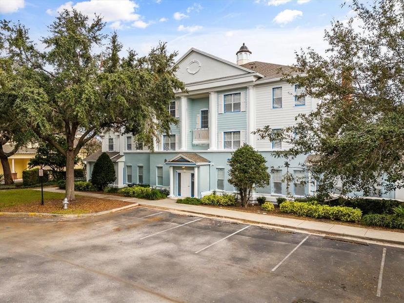 Picture of 7703 Heritage Crossing Way Unit 302, Reunion FL 34747