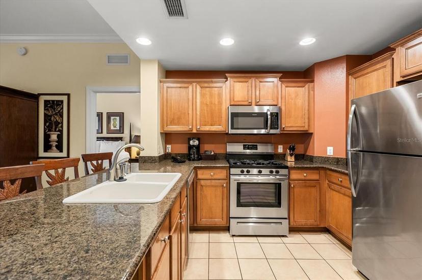 Picture of 7703 Heritage Crossing Way Unit 302, Reunion FL 34747