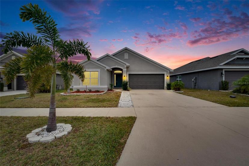 Picture of 14525 Scottburgh Glen Drive, Wimauma FL 33598