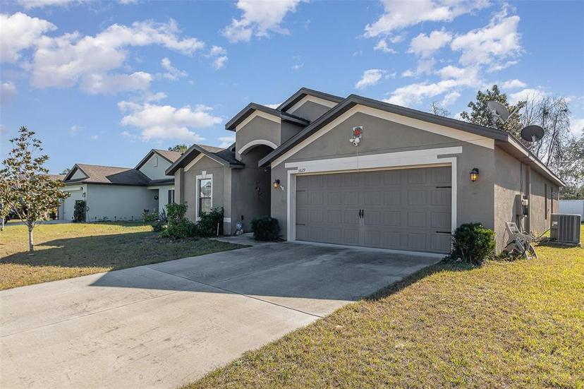 Picture of 3829 Arborvitae Way, Deland FL 32724