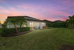 Picture of 6519 Rosehill Farm Run, Bradenton, FL 34211