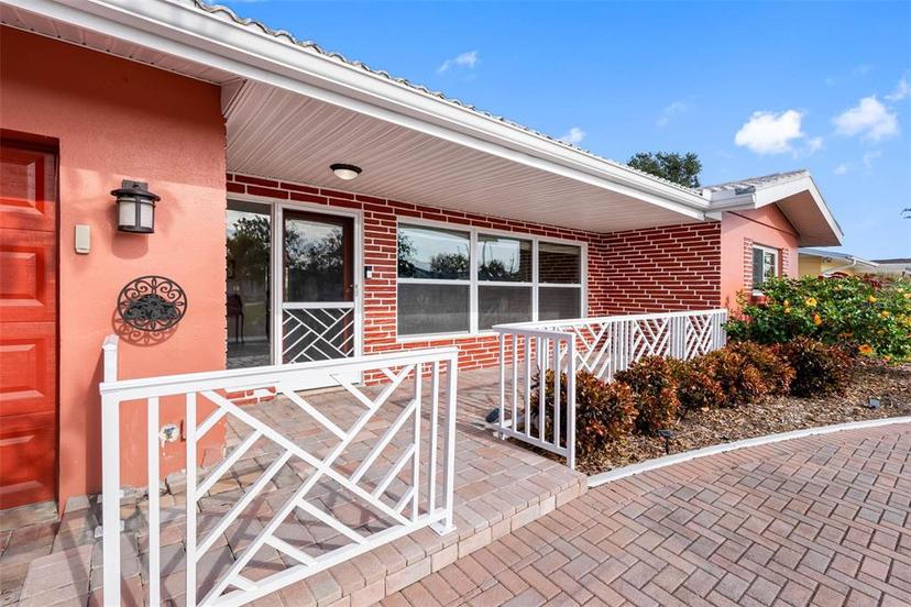 Picture of 5166 39Th Street S, St Petersburg FL 33711