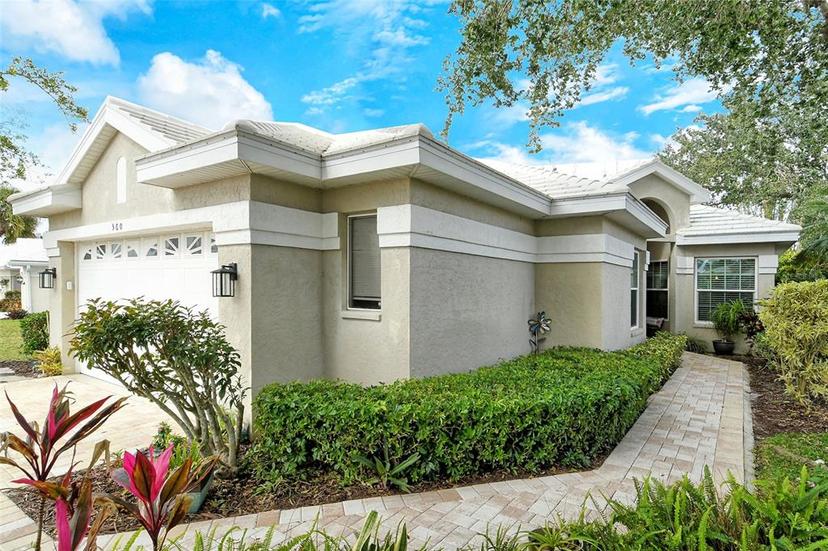 Picture of 560 Fallbrook Drive, Venice FL 34292