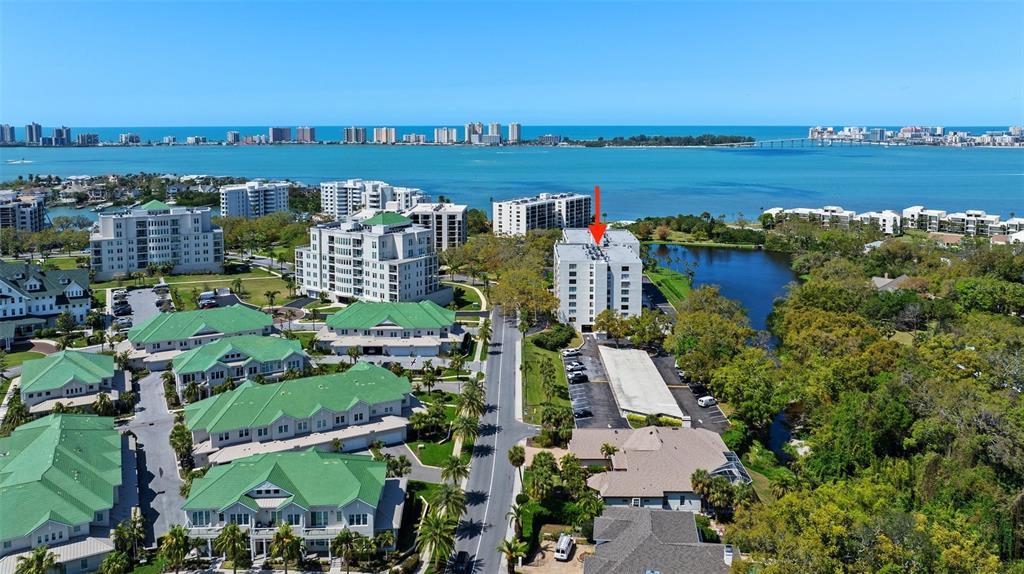 Picture of 220 Belleview Boulevard Unit 101, Belleair, FL 33756