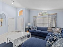 Picture of 164 Sevilla Avenue, Davenport, FL 33897