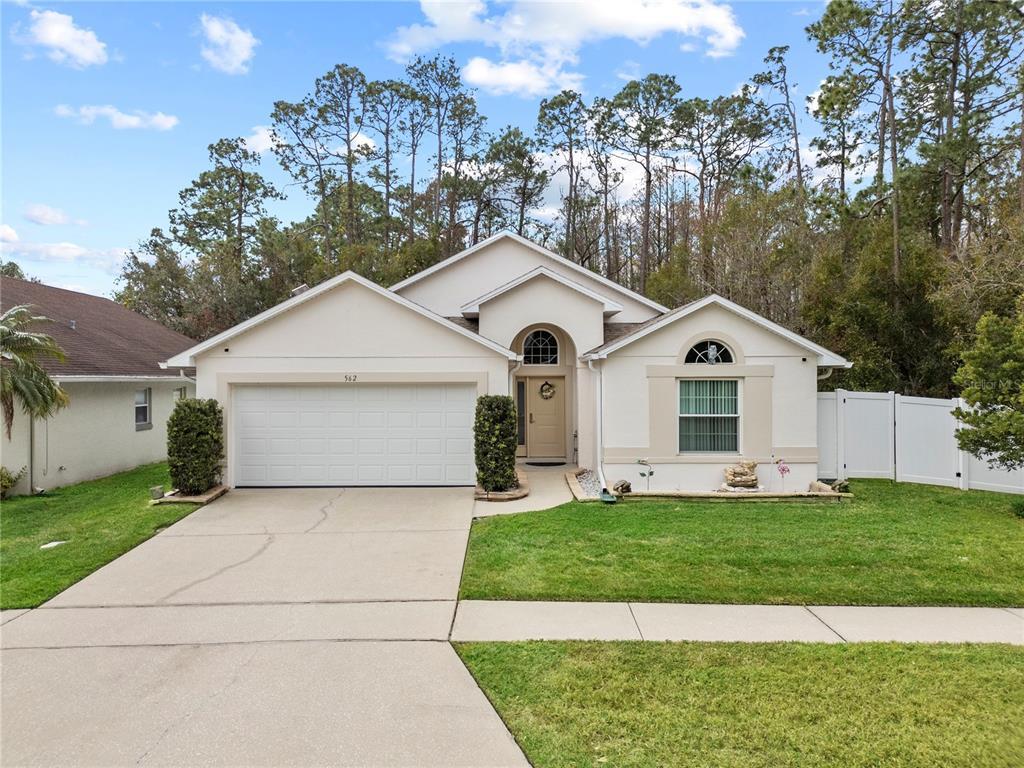 Picture of 562 Eagle Pointe S, Kissimmee, FL 34746