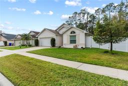 Picture of 562 Eagle Pointe S, Kissimmee, FL 34746