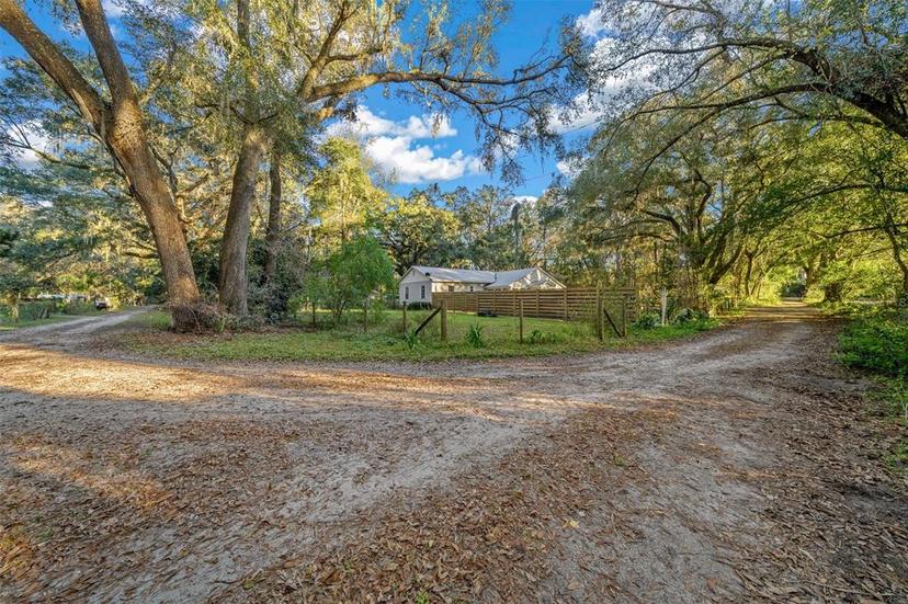 Picture of 17102 NE 72Nd Place, Hawthorne FL 32640