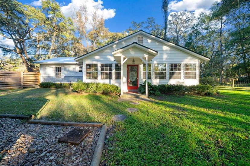 Picture of 17102 NE 72Nd Place, Hawthorne FL 32640