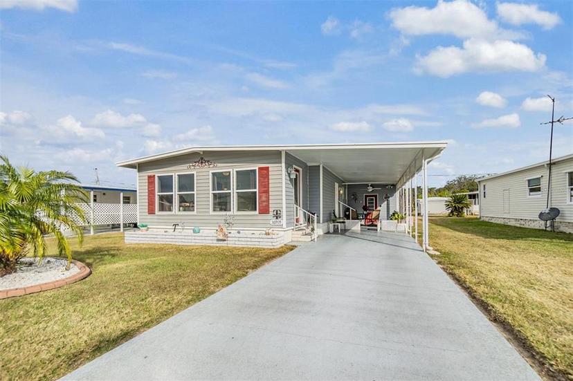 Picture of 36905 Beth Avenue, Zephyrhills FL 33542
