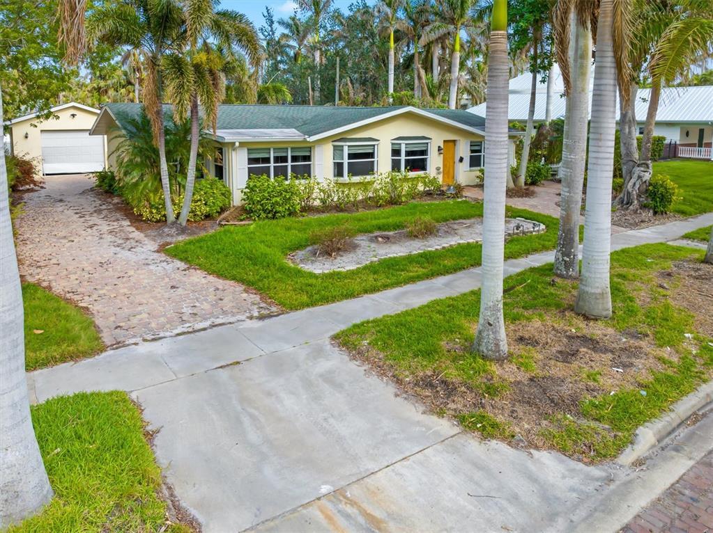 Picture of 110 Chasteen Street, Punta Gorda, FL 33950