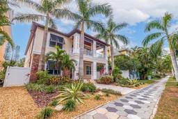 Picture of 310 8Th Avenue N, St Petersburg, FL 33701