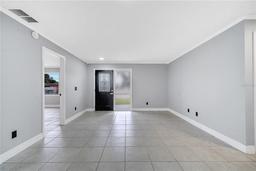 Picture of 272 Iowa Woods Circle W, Orlando, FL 32824