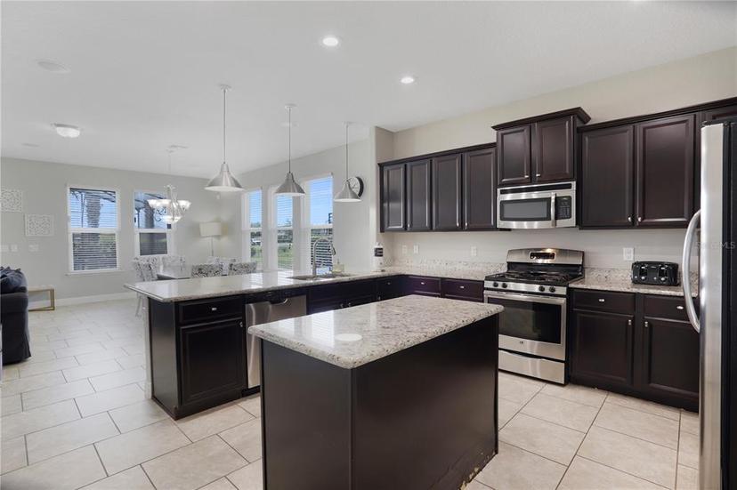 Picture of 4179 Oaktree Drive, Davenport FL 33837