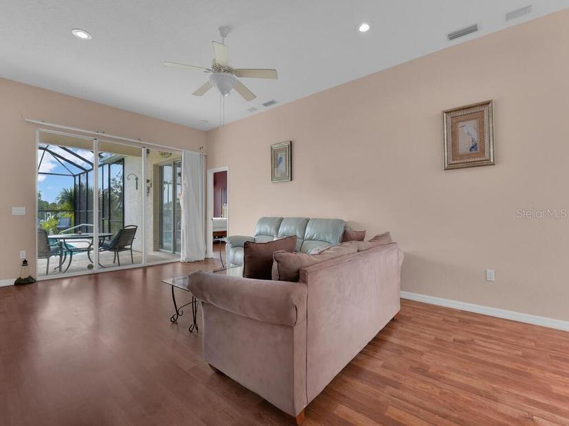 Picture of 18146 Avonsdale Circle, Port Charlotte FL 33948