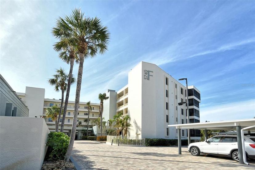 Picture of 5740 Midnight Pass Road Unit 307, Sarasota FL 34242