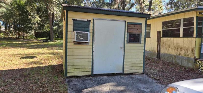 Picture of 912 Center Street, Crescent City FL 32112