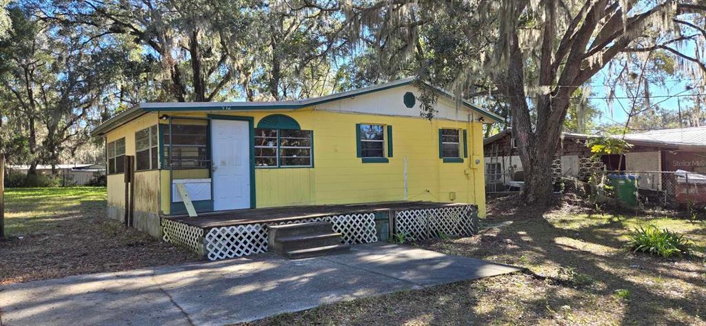 Picture of 912 Center Street, Crescent City, FL 32112