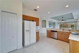 Picture of 1950 Sterling Glen Court, Sun City Center, FL 33573