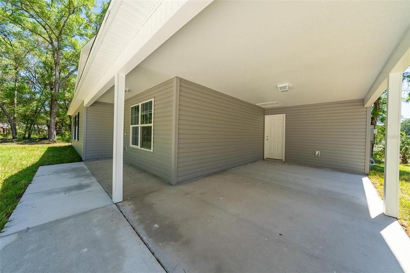 Picture of 16450 SE 57Th Place, Ocklawaha FL 32179