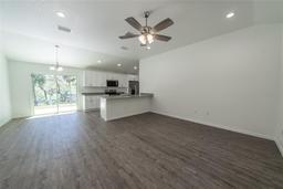 Picture of 16450 SE 57Th Place, Ocklawaha, FL 32179