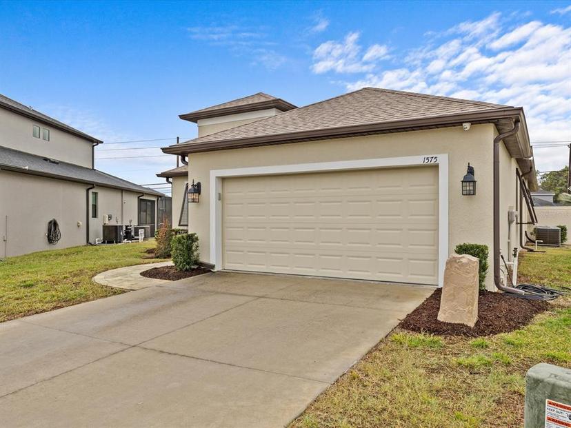Picture of 1575 N River Circle, Tarpon Springs FL 34689