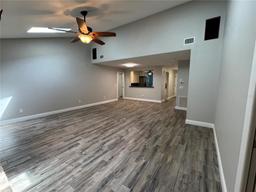 Picture of 1936 SE 37Th Court Circle, Ocala, FL 34471