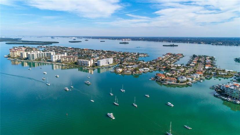 Picture of 690 Island Way Unit 410, Clearwater Beach FL 33767