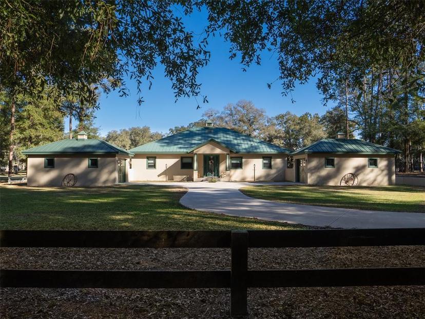 Picture of 2 Carry Back Road, Ocala FL 34482