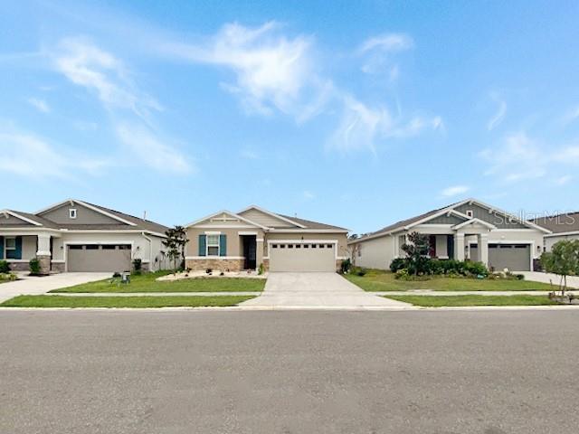 Picture of 5093 Meadow Song Drive, Okahumpka FL 34762