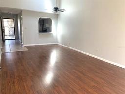Picture of 5429 Vineland Road Unit S, Orlando, FL 32811