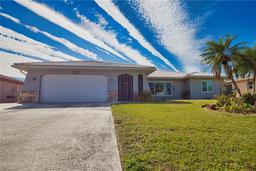 Picture of 1290 Cambridge Drive, Venice, FL 34293