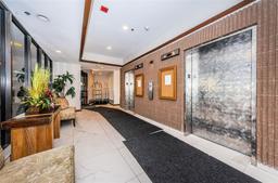 Picture of 1600 Gulf Boulevard Unit 417, Clearwater Beach, FL 33767