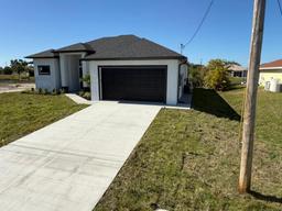 Picture of 1320 NE 14Th Avenue, Cape Coral, FL 33909