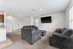 Picture of 113 Eagleview Loop, Davenport, FL 33837